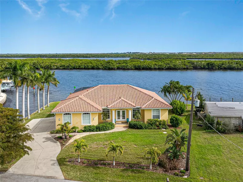 3500 PEACE RIVER DR, Punta Gorda, FL 33983