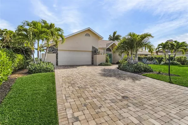 Fort Myers, FL 33919,6930 JULIE ANN CT