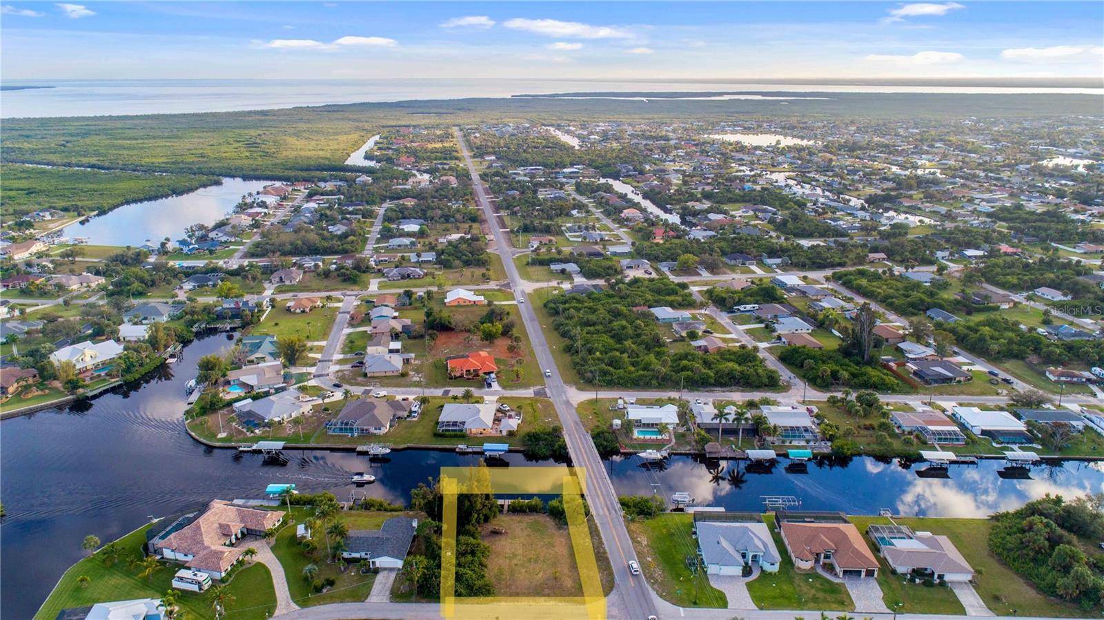Port Charlotte, FL 33948,19379 MIDWAY BLVD