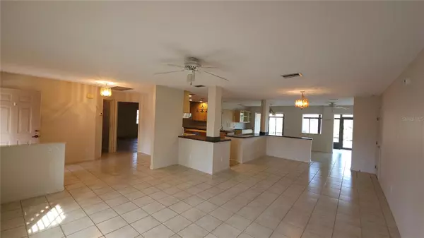 Port Charlotte, FL 33948,17356 GULFSPRAY CIR