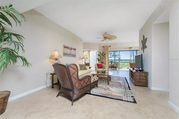 Port Charlotte, FL 33953,4648 CLUB DR #102