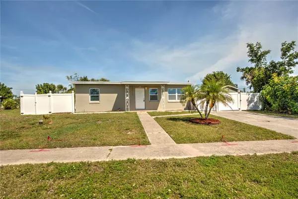 21512 HOLDERN AVE, Port Charlotte, FL 33952