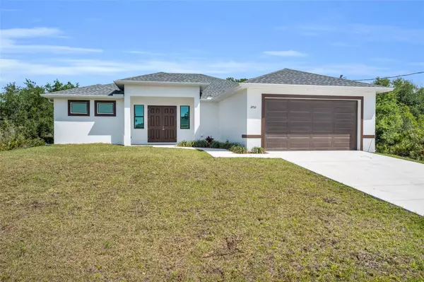 813 POINSETTIA AVE, Lehigh Acres, FL 33972