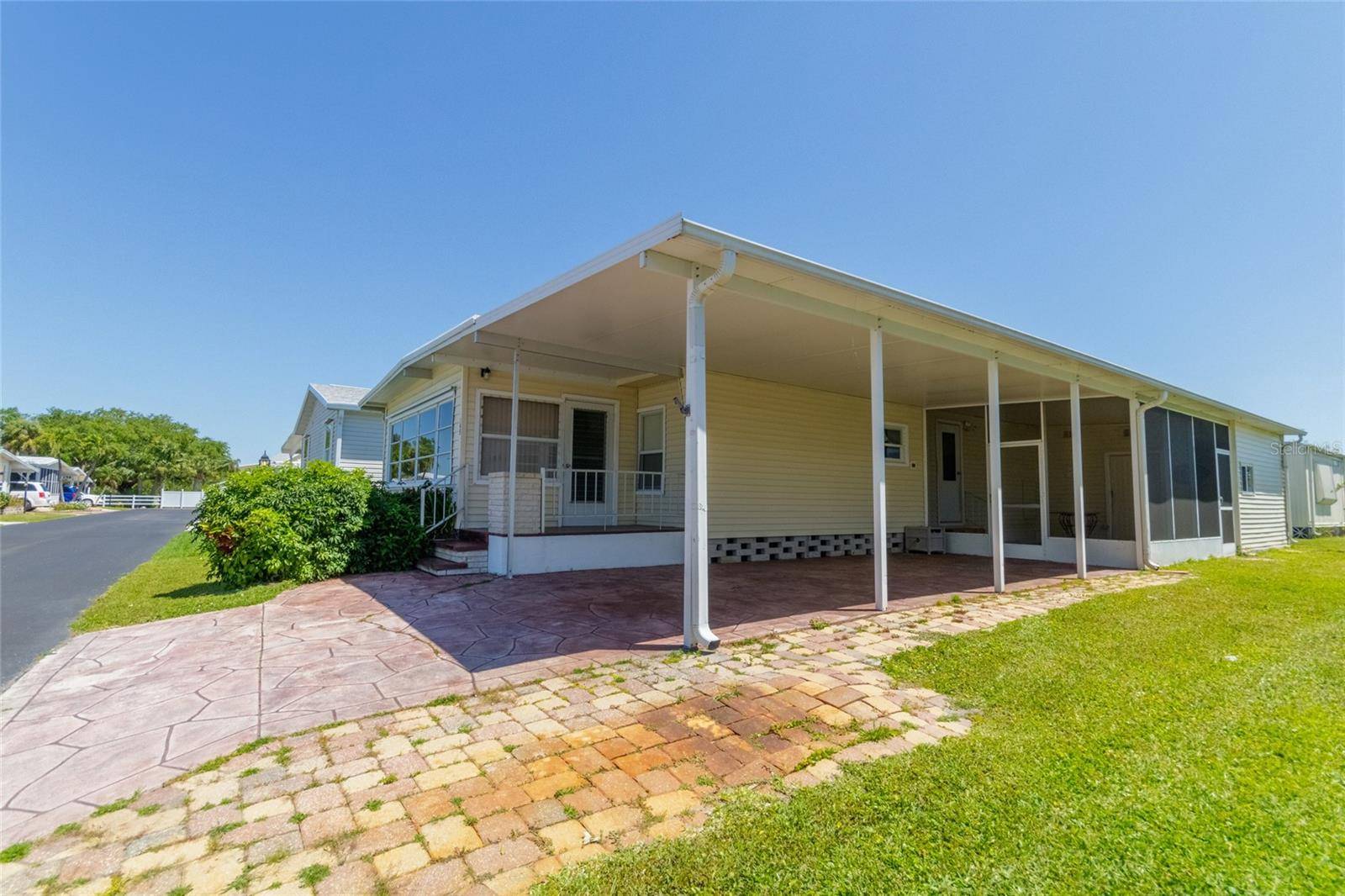 Punta Gorda, FL 33950,10303 BURNT STORE RD #195
