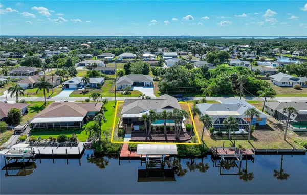 Port Charlotte, FL 33948,4470 WYNKOOP CIR