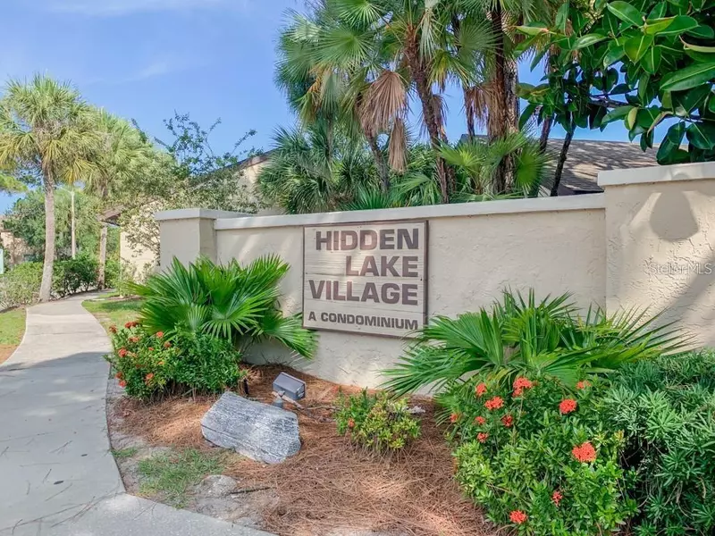 2709 HIDDEN LAKE BLVD #D, Sarasota, FL 34237