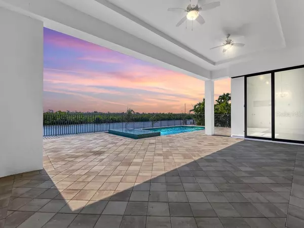 Cape Coral, FL 33993,1024 NW 43RD AVE