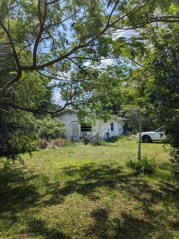 5727 BEECHWOOD ST, Punta Gorda, FL 33982