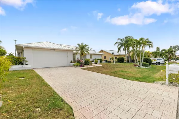 Punta Gorda, FL 33950,1117 TREASURE CAY CT