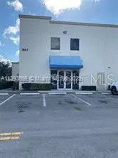 Deerfield Beach, FL 33442,1807 S POWERLINE RD