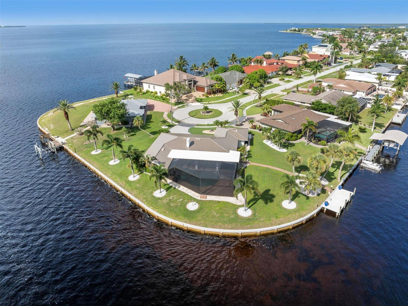 374 SEVERIN RD SE, Port Charlotte, FL 33952
