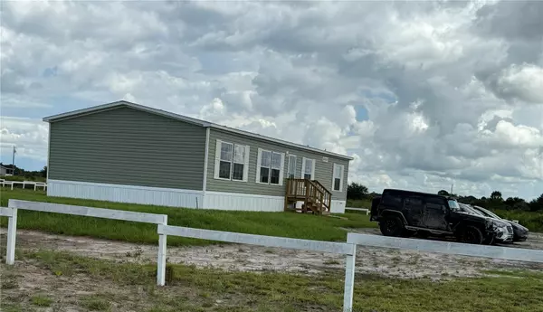 Okeechobee, FL 34972,20219 NW 248TH ST