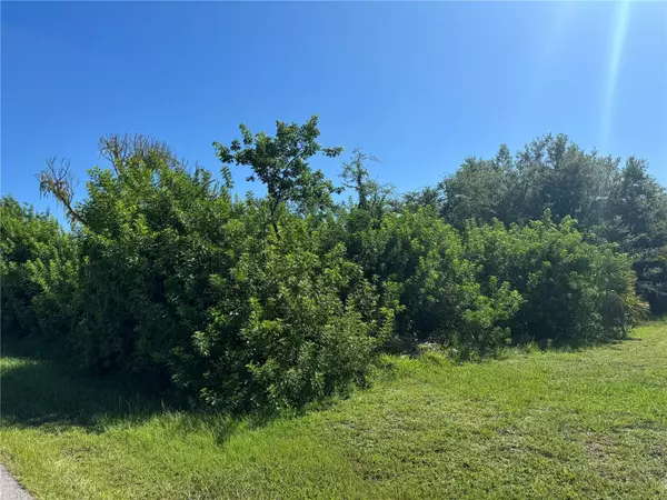 10470 AZTEC RD, Port Charlotte, FL 33981