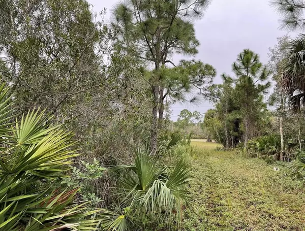 24573 YACHT CLUB BLVD, Punta Gorda, FL 33955