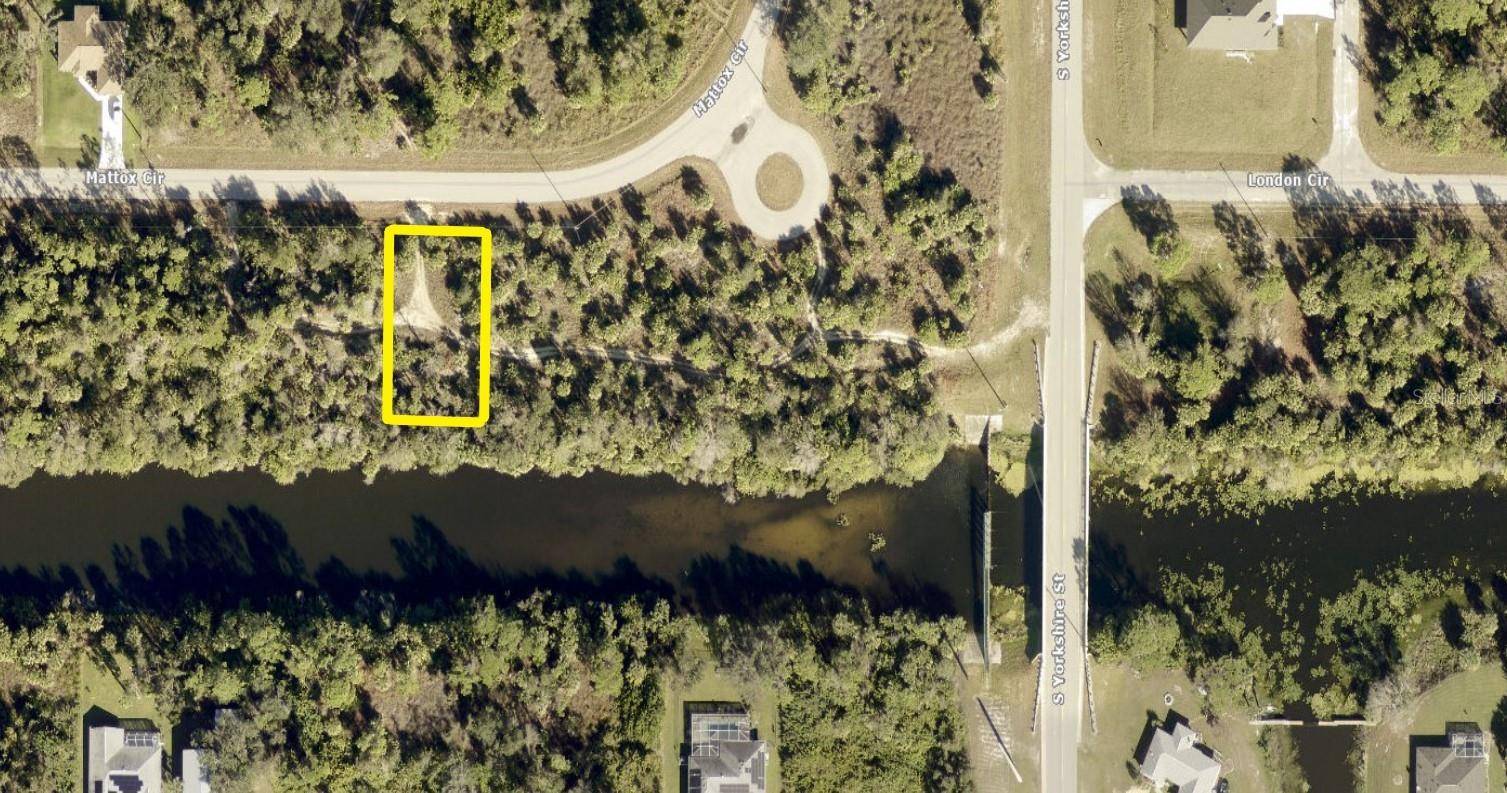 MATTOX CIR, North Port, FL 34288