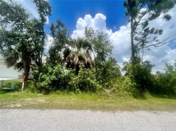 12040 EDWARDS RD, Port Charlotte, FL 33981