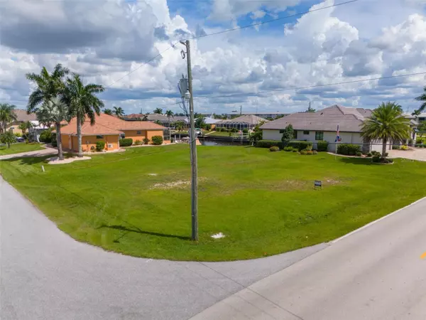 Punta Gorda, FL 33950,1653 BOBOLINK CT