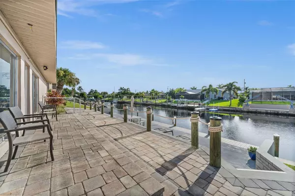 Cape Coral, FL 33904,3907 DEL PRADO BLVD S #104