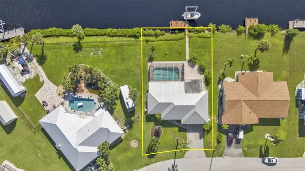 Port Charlotte, FL 33948,4574 HERMAN CIR