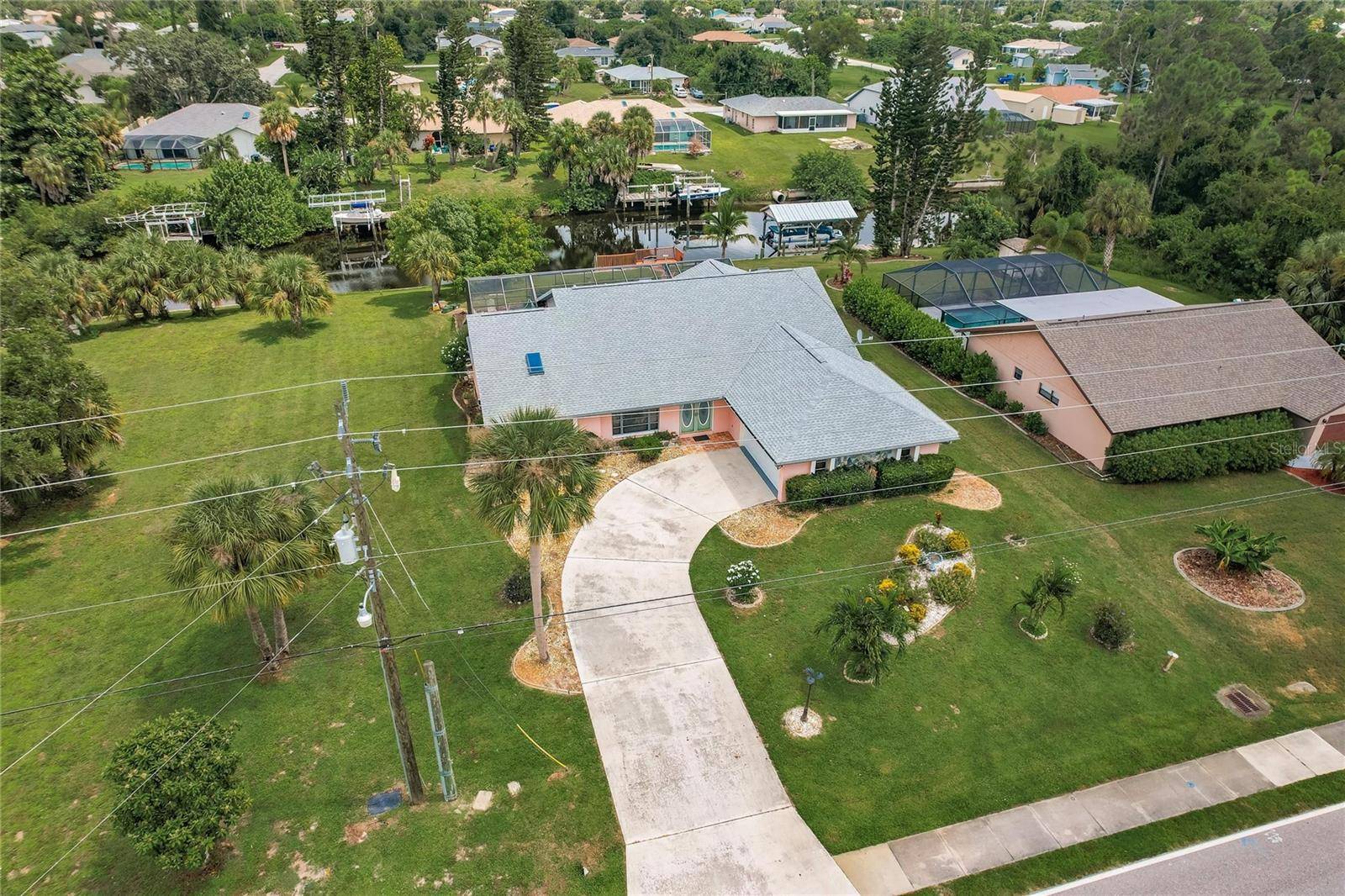 Port Charlotte, FL 33948,2216 PELLAM BLVD
