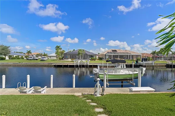 Punta Gorda, FL 33950,320 PALM ISLES CT