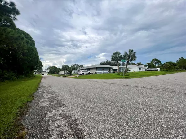 Port Charlotte, FL 33981,5299 HOFFMAN ST