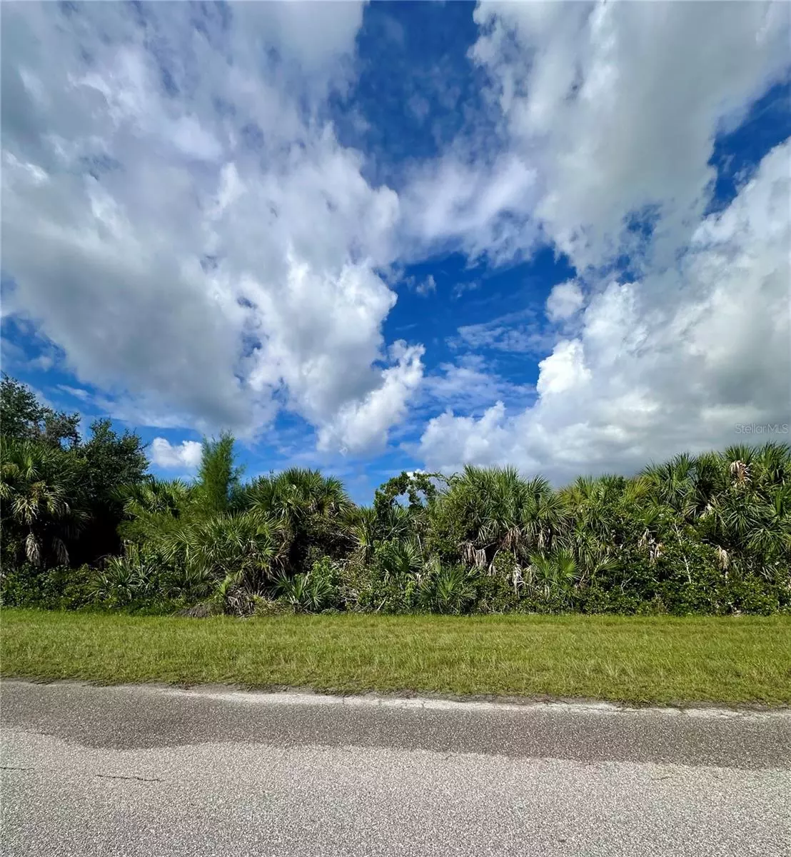 Port Charlotte, FL 33981,10467 KINGSVILLE DR