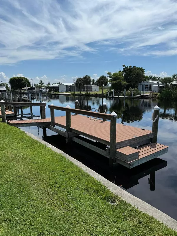 Punta Gorda, FL 33950,741 HOLLYHILL CT