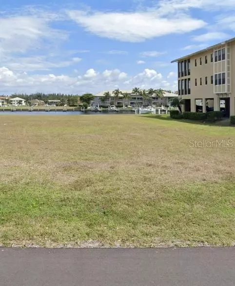 Punta Gorda, FL 33950,3242 PURPLE MARTIN DR