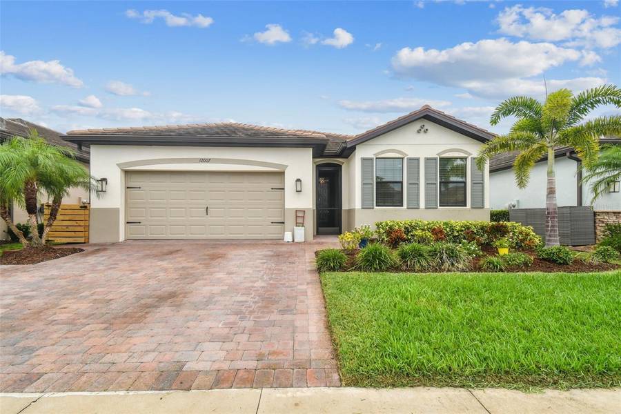 12007 LOVEGRASS ST, Venice, FL 34293