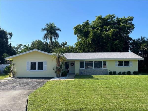 1810 GROVE AVE, Fort Myers, FL 33901