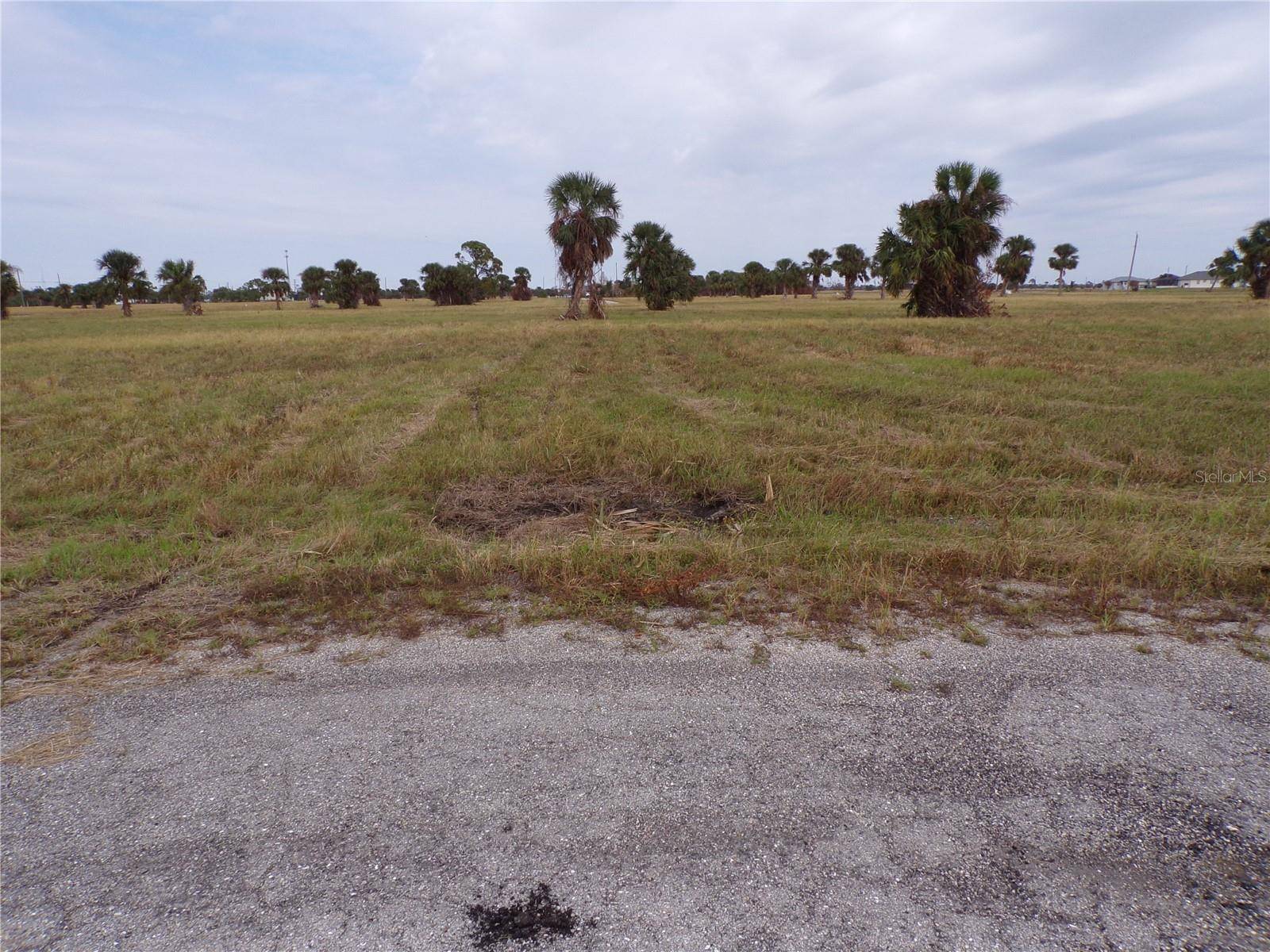 Placida, FL 33946,18 GULL CT