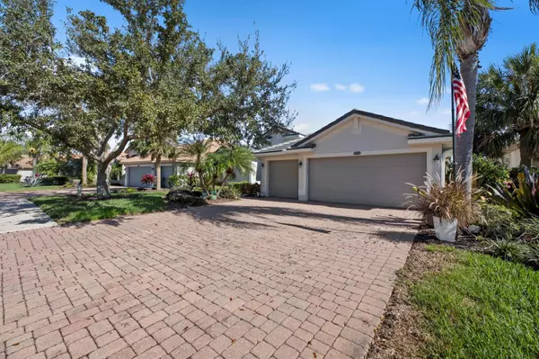 Punta Gorda, FL 33955,25072 PURPLE EMPEROR WAY