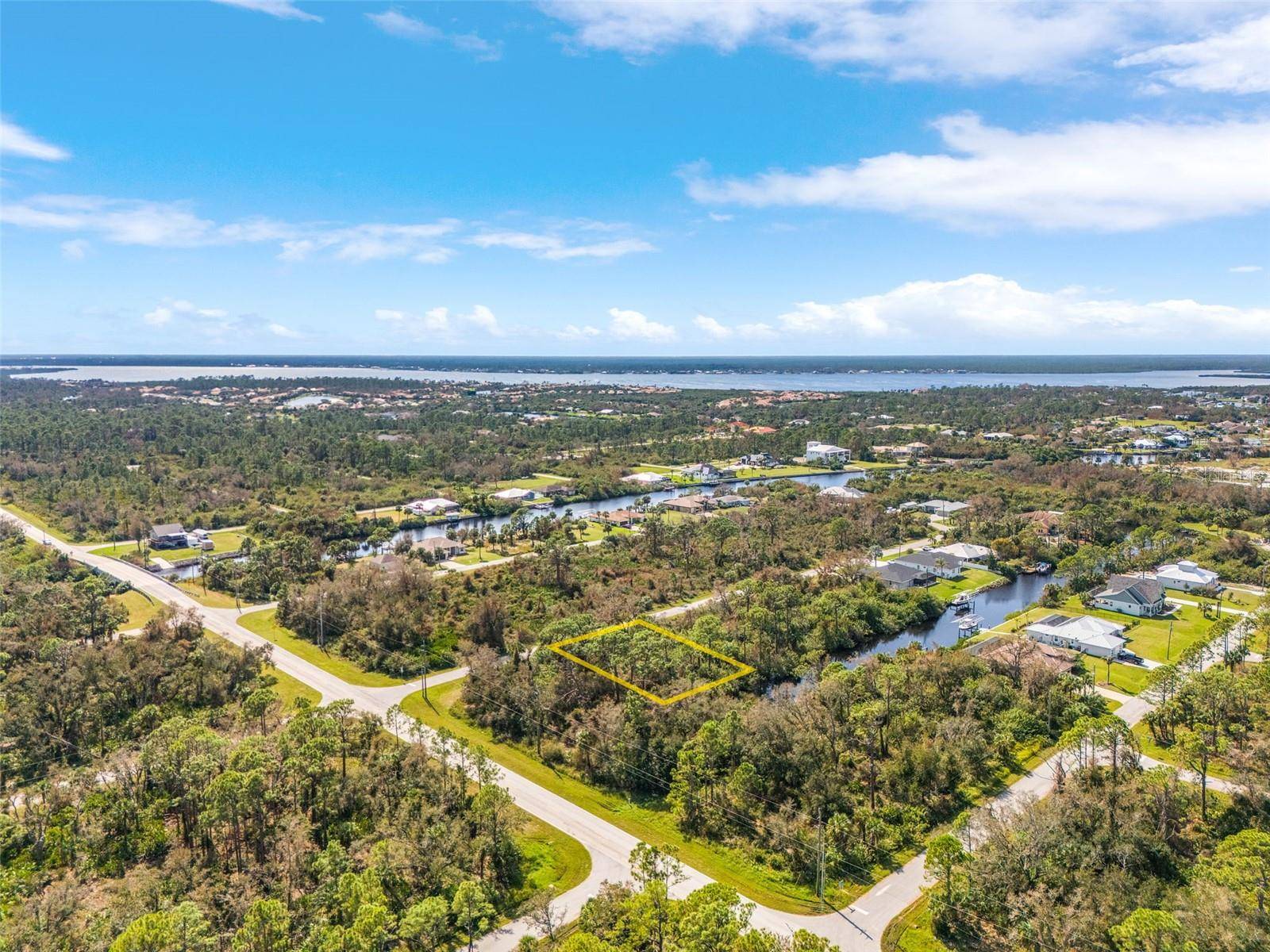 Port Charlotte, FL 33953,13301 PALAU CIR