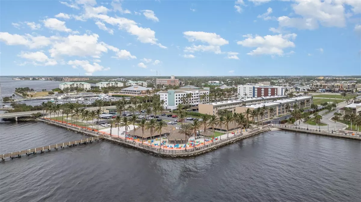 Punta Gorda, FL 33950,150 HARBORSIDE AVE #335