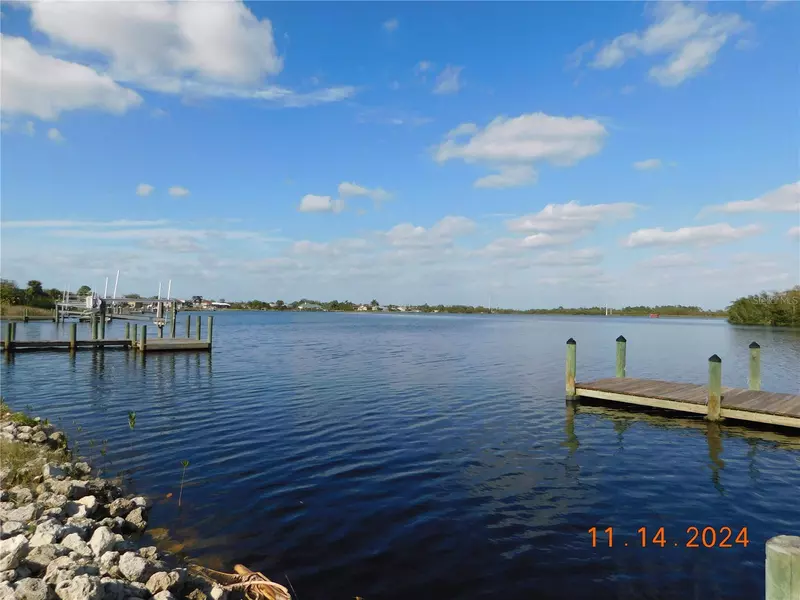 2412 HARBOUR DR, Punta Gorda, FL 33983