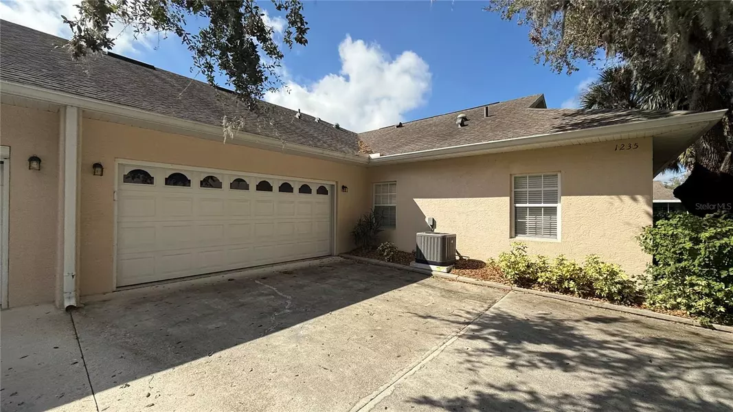 1235 GREEN OAK TRL, Port Charlotte, FL 33948