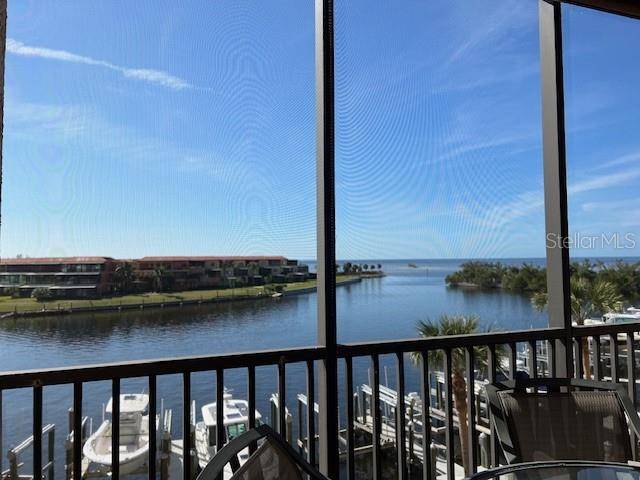 Punta Gorda, FL 33955,3313 SUNSET KEY CIR #203
