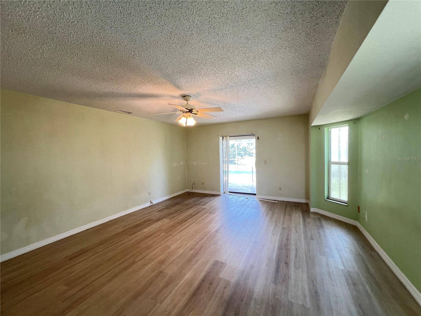 Punta Gorda, FL 33983,1438 RAZORBILL LN