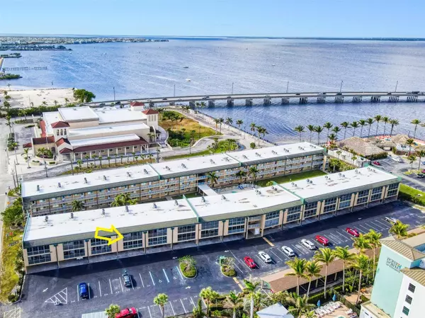 Punta Gorda, FL 33950,150 HARBORSIDE AVE #313