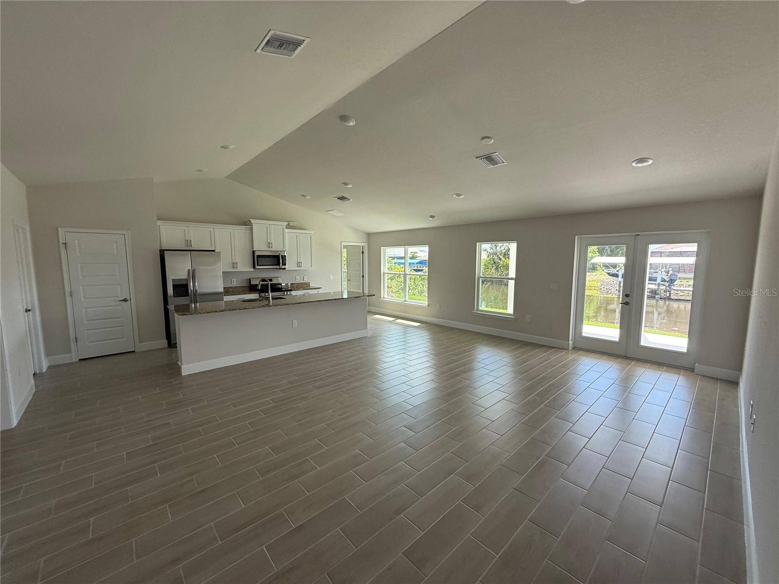 Port Charlotte, FL 33981,9506 MELODY CIR