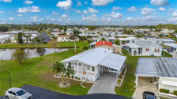 1000 KINGS HWY #425, Port Charlotte, FL 33980