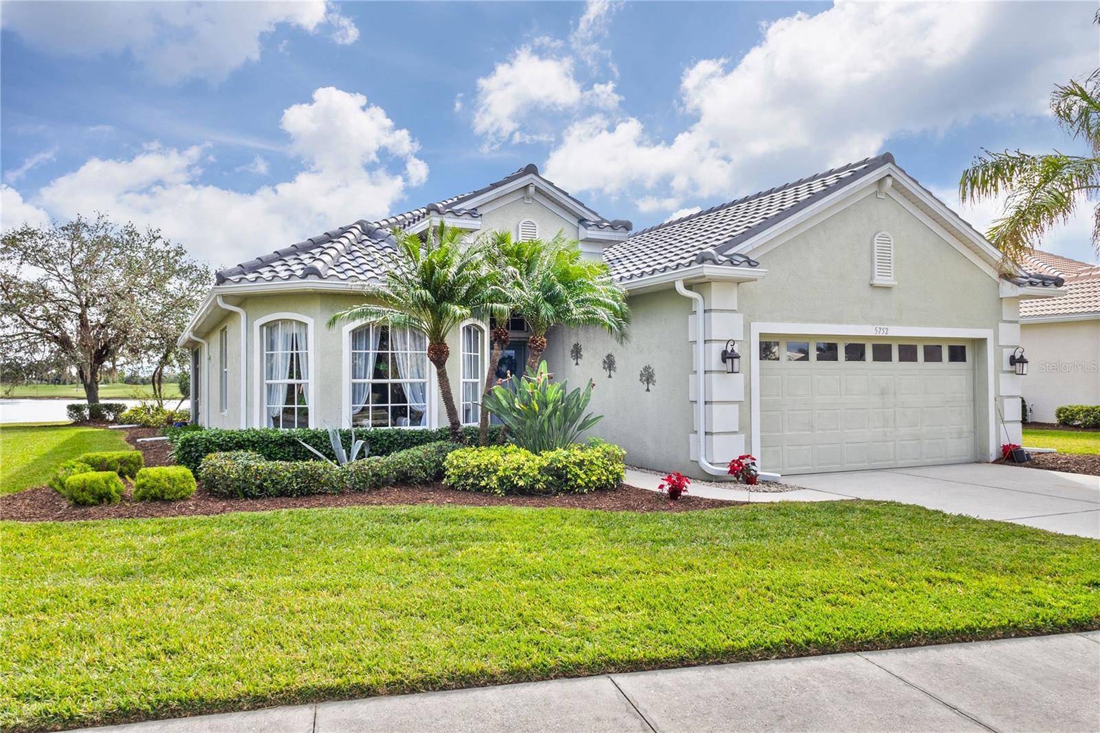 5752 WHISPERING OAKS DR., North Port, FL 34287