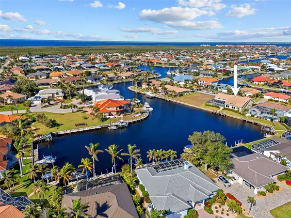 Punta Gorda, FL 33950,2427 ST DAVIDS ISLAND CT