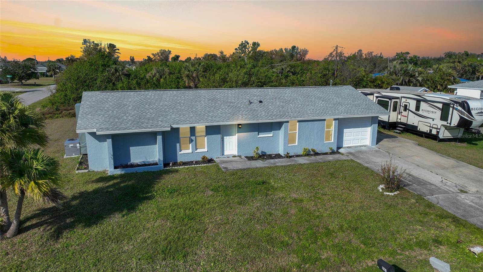 282 SEMINOLE BLVD NW, Port Charlotte, FL 33952