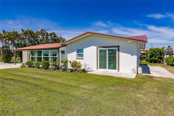 St James City, FL 33956,2201 SANIBEL BLVD
