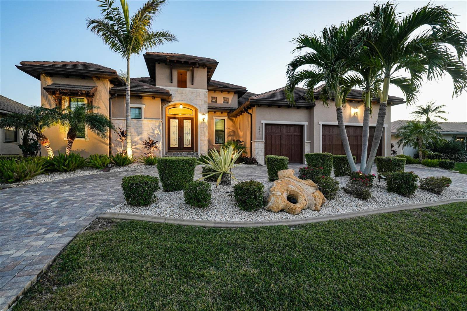 2521 RIO GRANDE DR, Punta Gorda, FL 33950