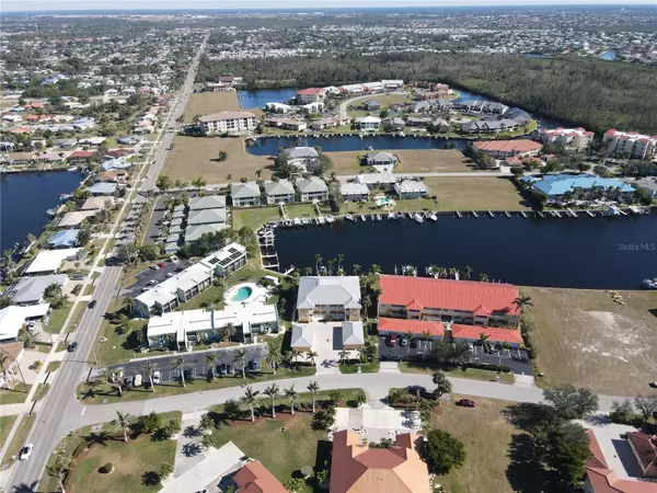 Punta Gorda, FL 33950,3216 PURPLE MARTIN DR #123