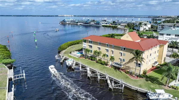 Punta Gorda, FL 33950,115 BREAKERS CT #111