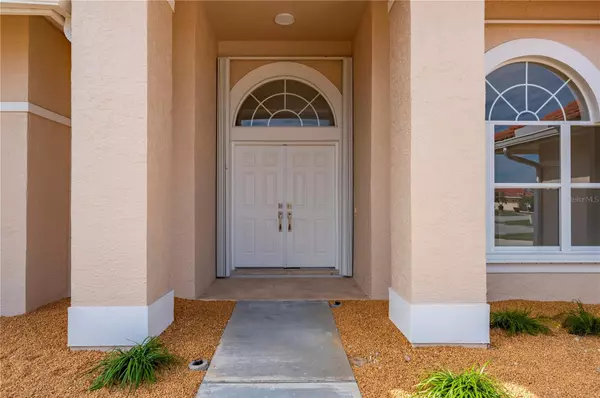 Englewood, FL 34224,8326 CREEKVIEW LN